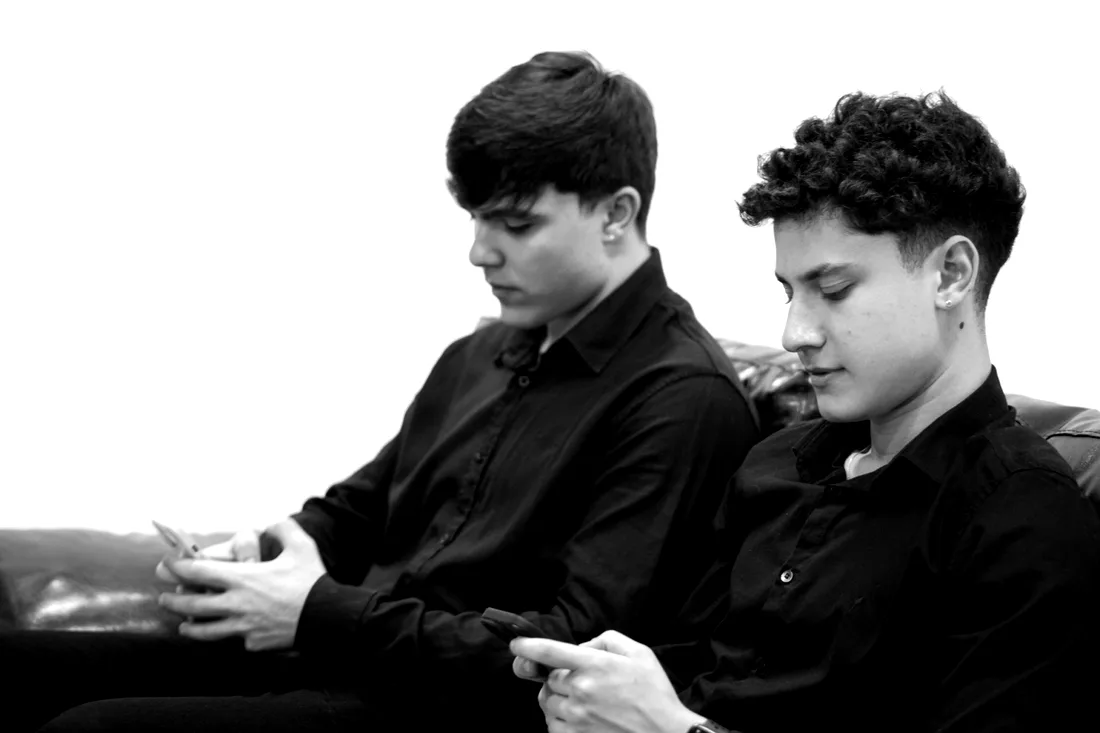 A dupla da Atom trabalhando. Quem opera as campanhas é a gente mesmo